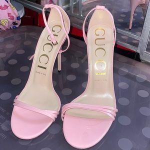Powder pink strap Gucci sandal